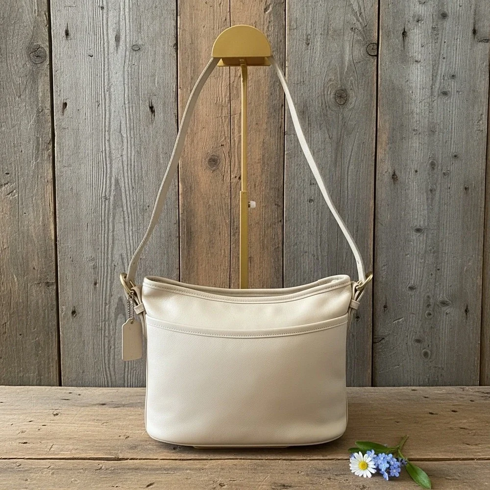Vintage Coach Fletcher Style Ivory Leather Bucket Crossbody USA Made - Picture 1 of 9